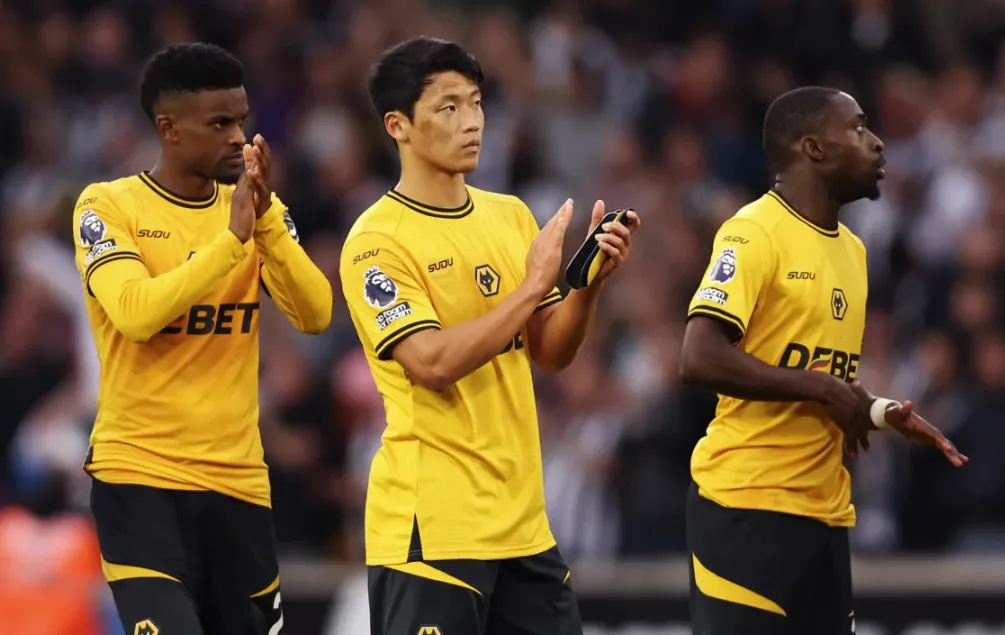 The Hammers and Eagles Share the Spoils